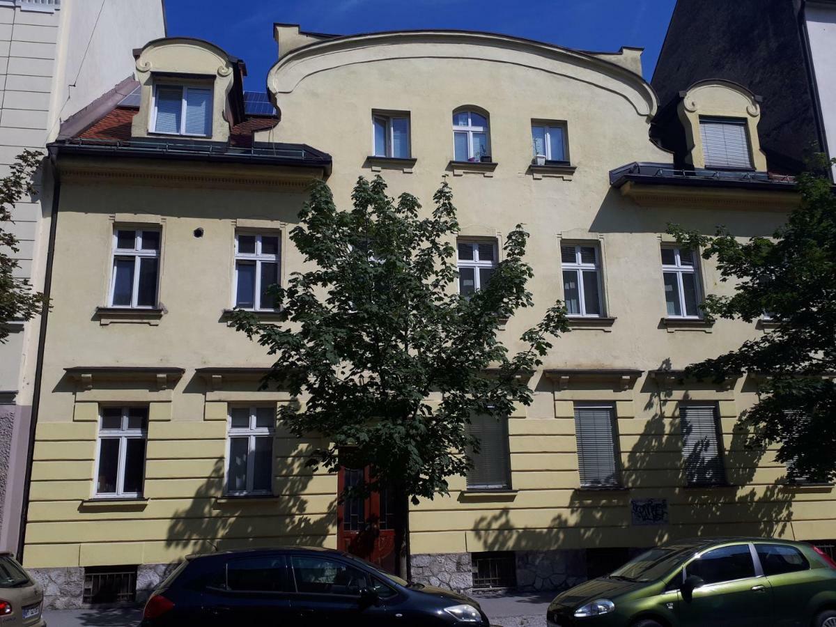 Tabor - Apartments Rozmanova Street Ljubljana Exterior photo